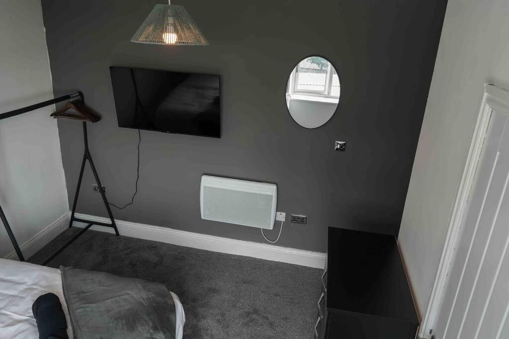 Stunning Two Bed City Centre Apartment 利兹 外观 照片