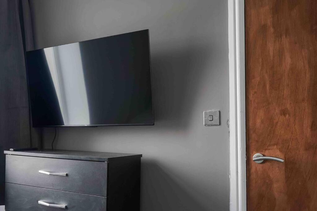 Stunning Two Bed City Centre Apartment 利兹 外观 照片