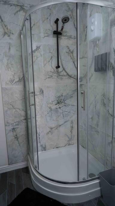 Stunning Two Bed City Centre Apartment 利兹 外观 照片