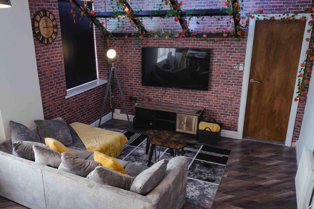 Stunning Two Bed City Centre Apartment 利兹 外观 照片