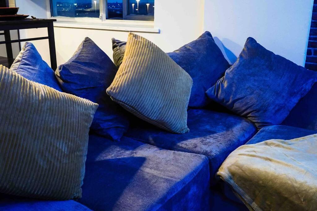 Stunning Two Bed City Centre Apartment 利兹 外观 照片