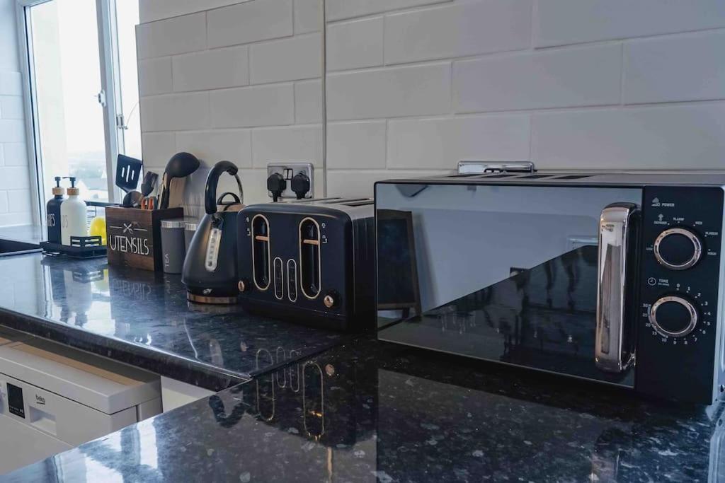 Stunning Two Bed City Centre Apartment 利兹 外观 照片